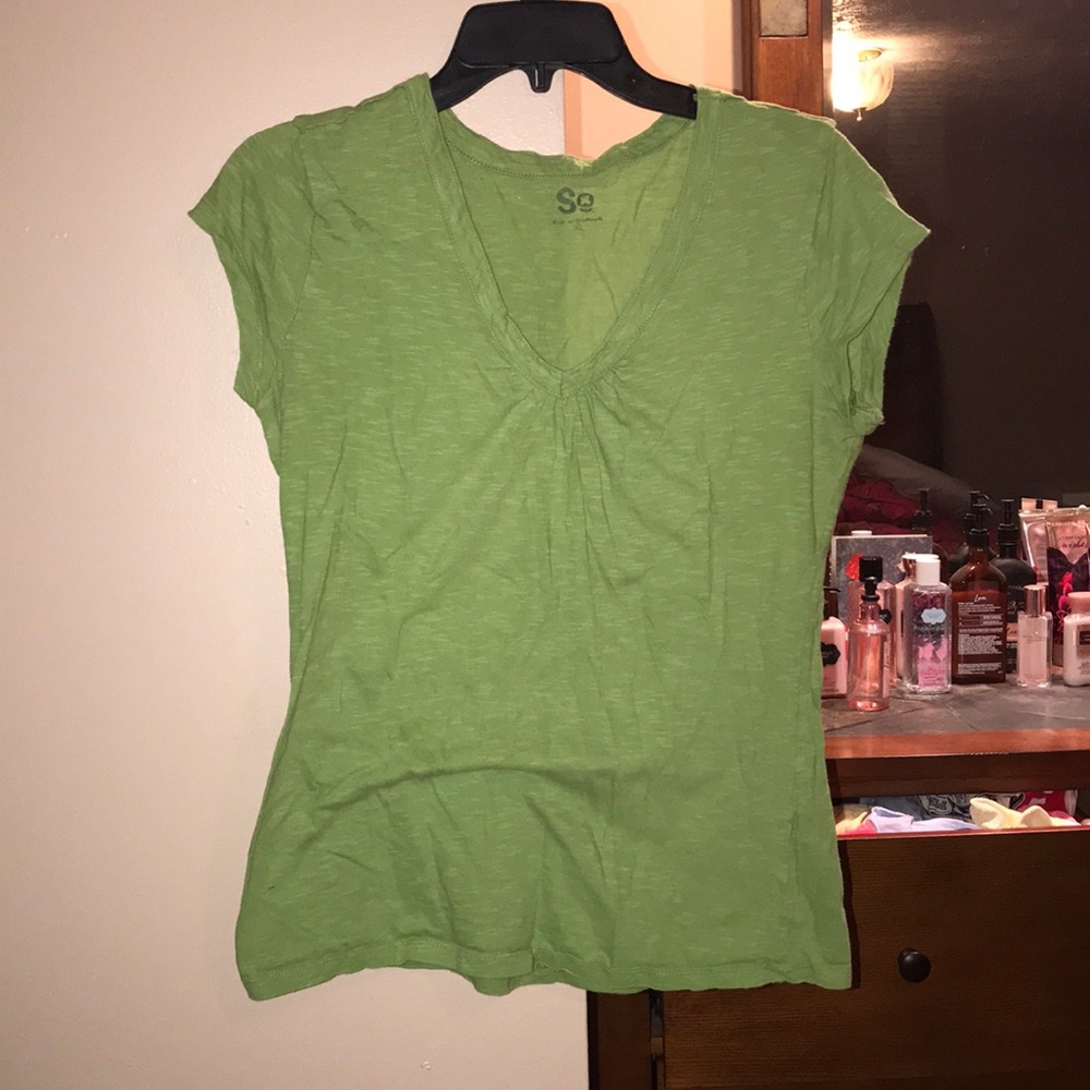 So Vneck top